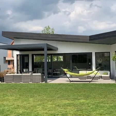 Du Golf Holiday home *